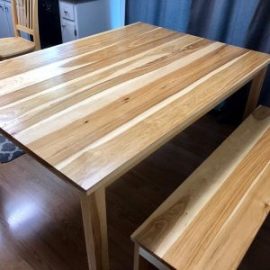Tapered Leg Hickory Beauty dining table