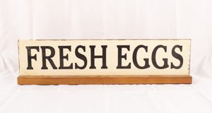 Wood Fresh Eggs Sign