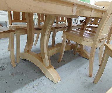 Amish Maple Expansion Table