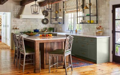Farmhouse Pantry Designs That Keep Kitchens Running Smooth